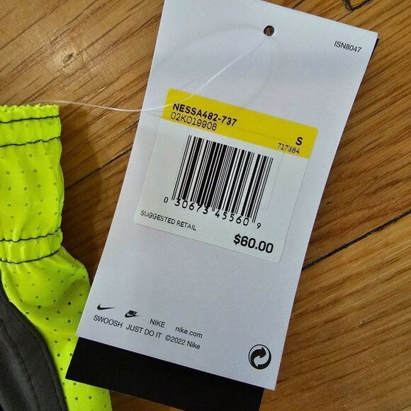 Nike Men Four Way Stretch Contend Water-Repellent Color blocked 9" Swim trunks - Picture 8 of 11